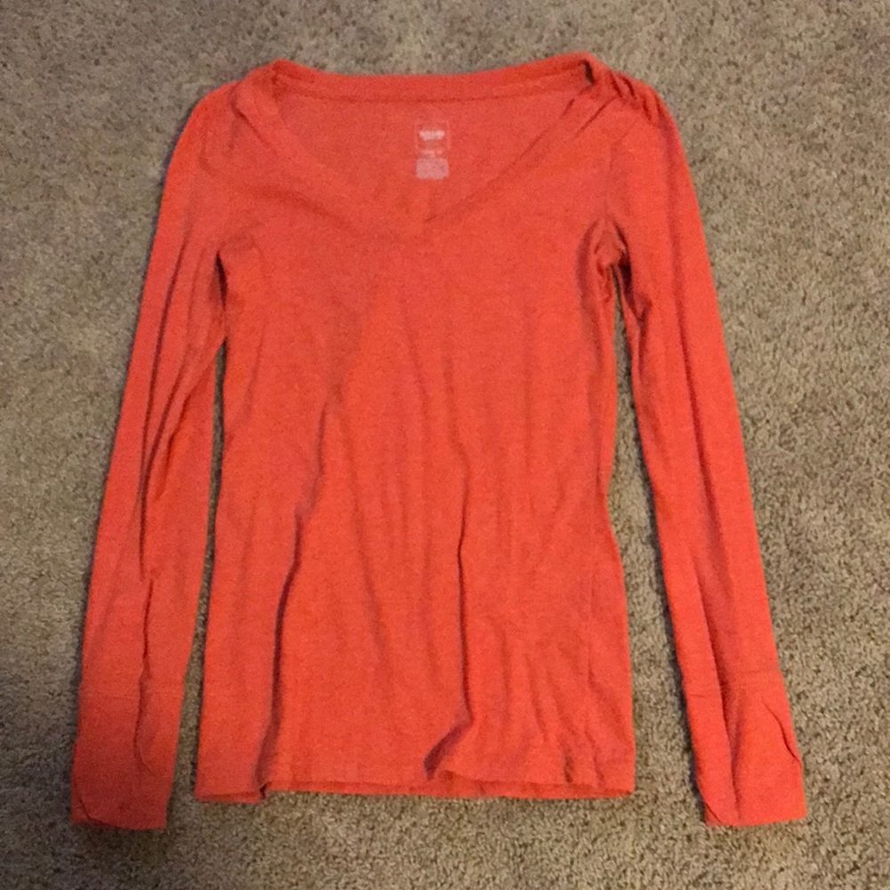 Long sleeve shirt.